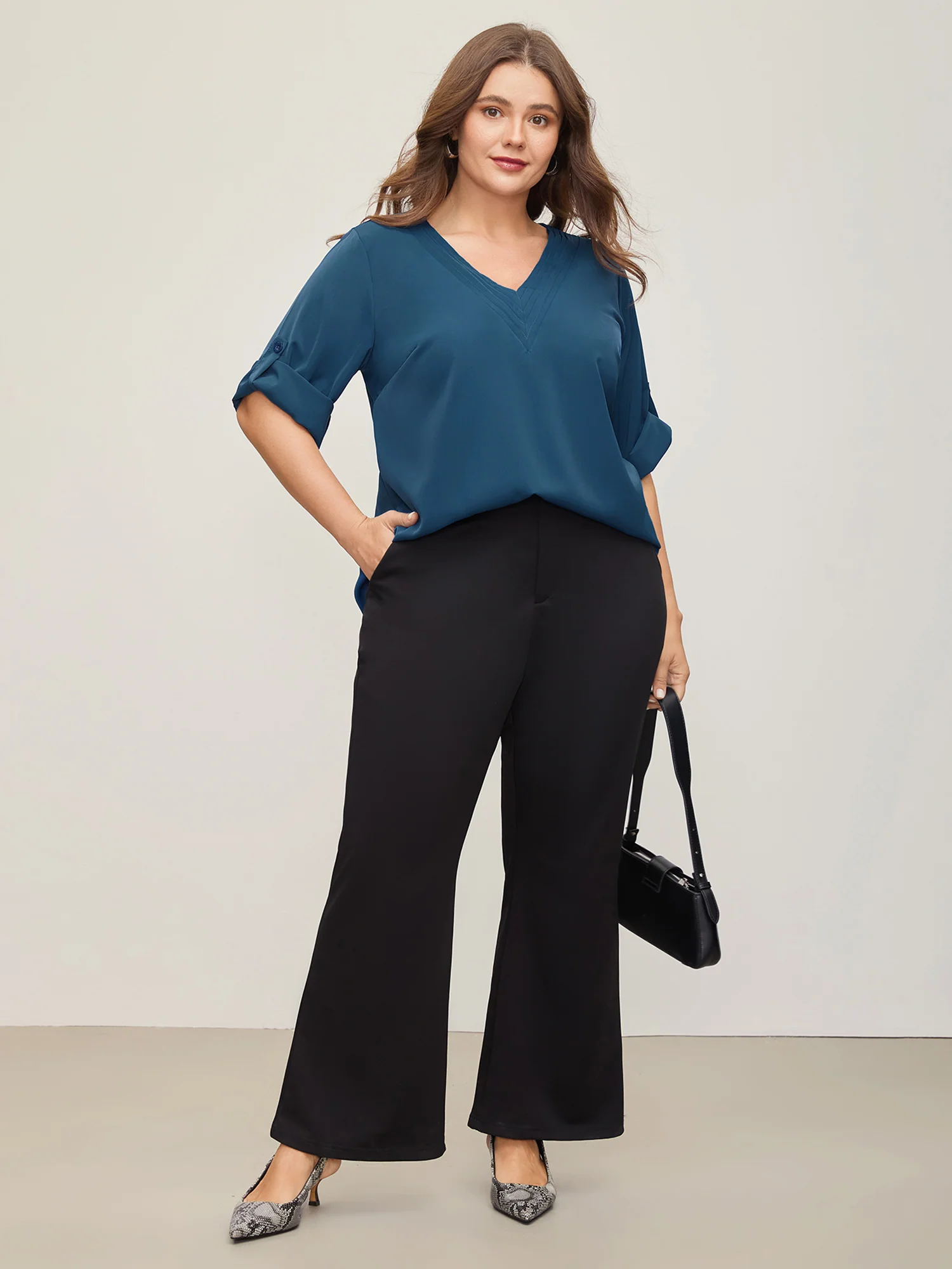 V Neck Plain Pleated Tab Sleeve Blouse - Image 3