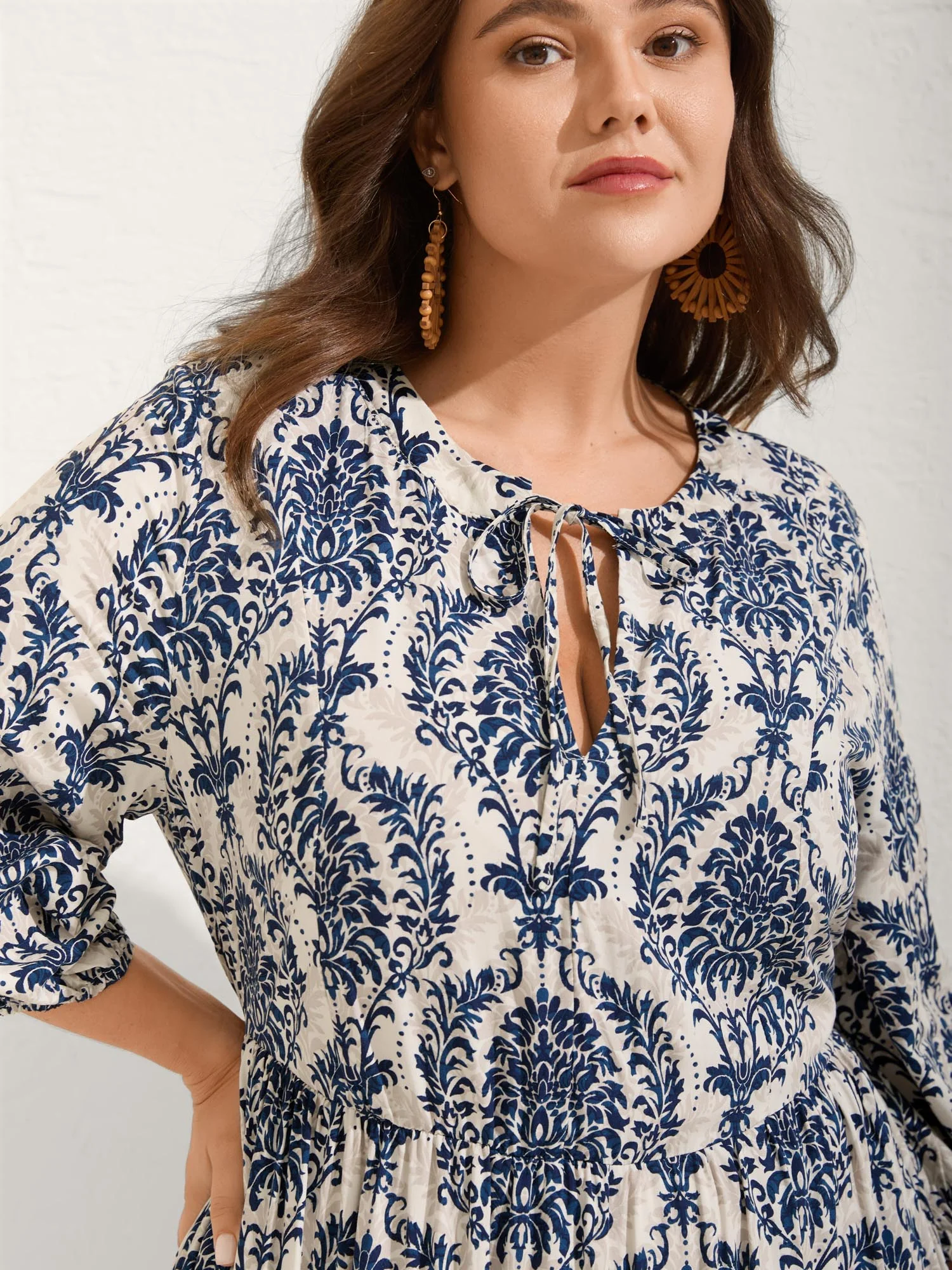 Damask Print Tie Knot Puff Sleeve Dress - Image 6