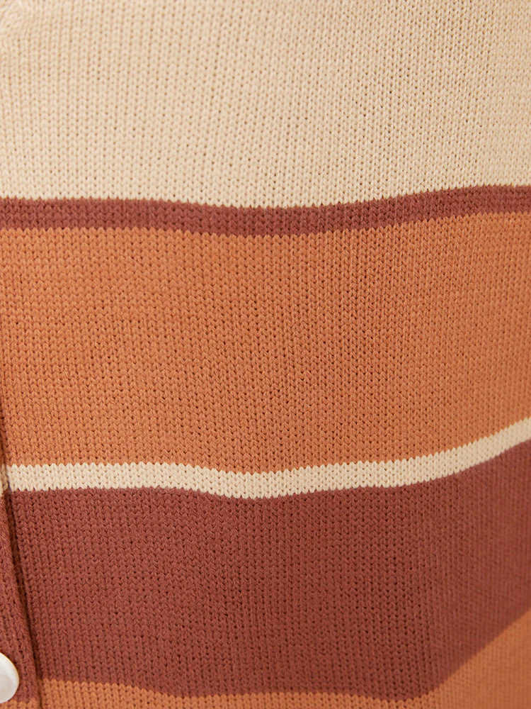 Colorblock Contrast Pointelle Knit Button Front Cardigan - Image 8