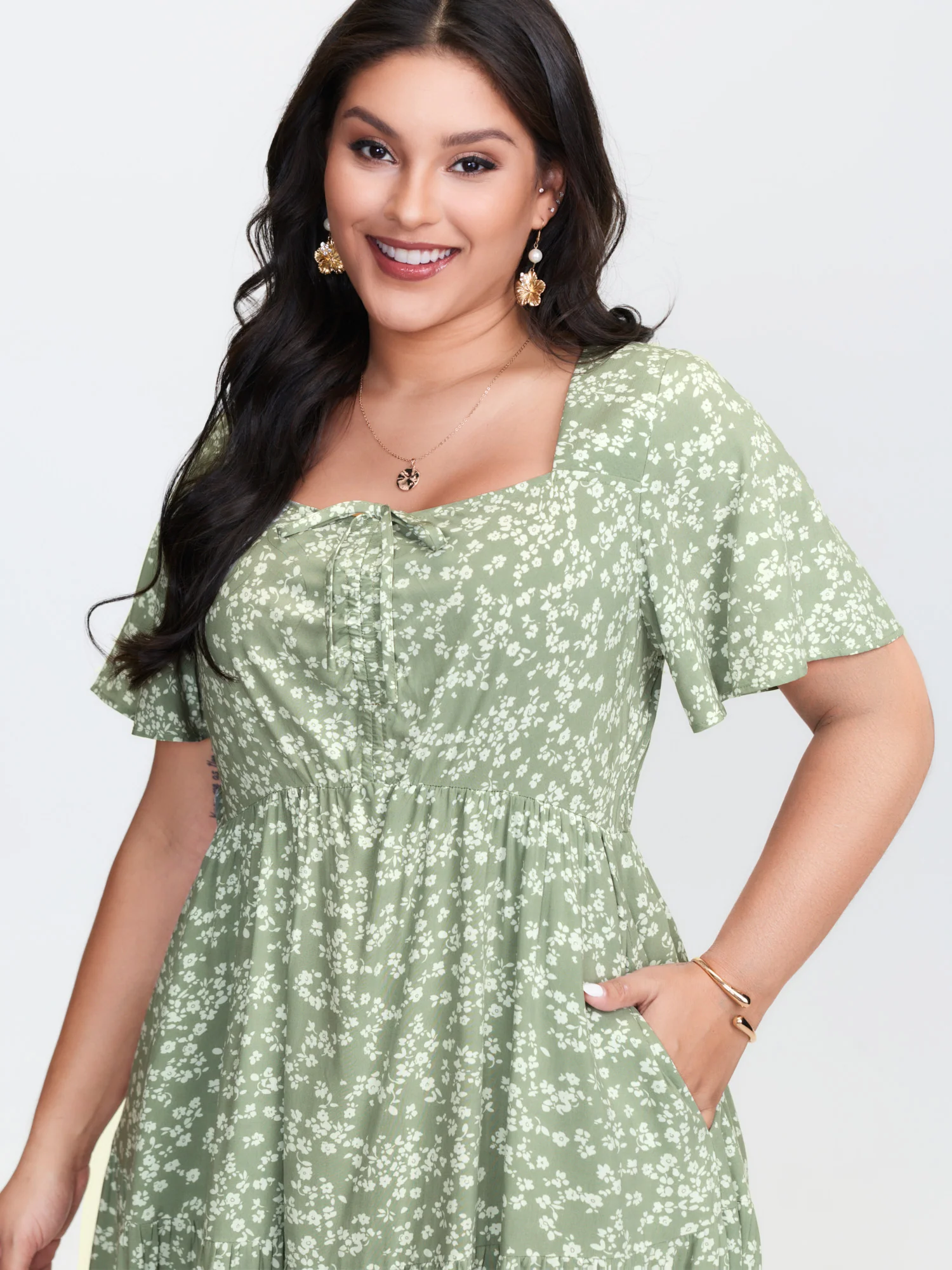 Ditsy Floral Sweetheart Drawstring Pocket Tiered Dress - Image 18