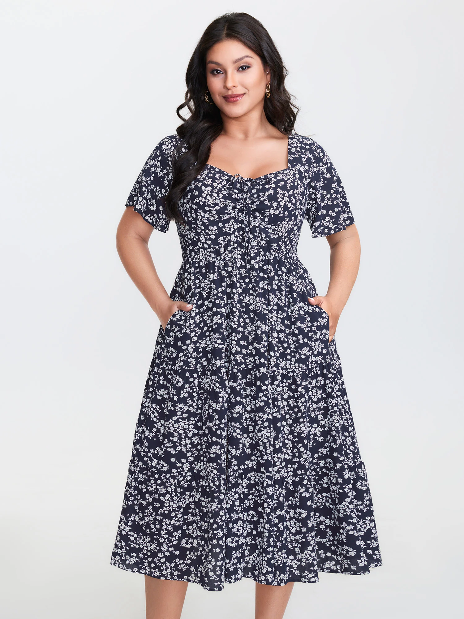 Ditsy Floral Sweetheart Drawstring Pocket Tiered Dress - Image 21