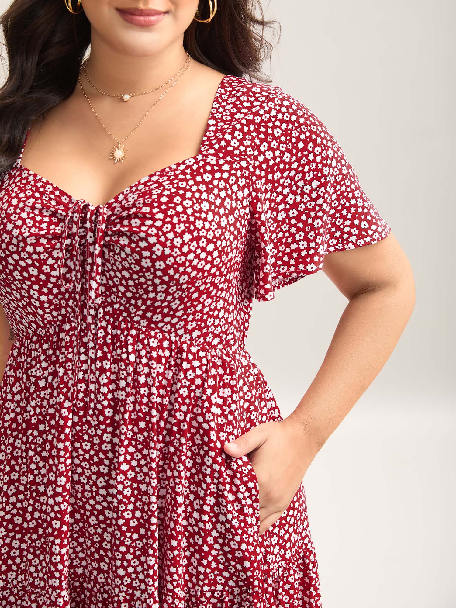 Ditsy Floral Sweetheart Drawstring Pocket Tiered Dress - Image 28