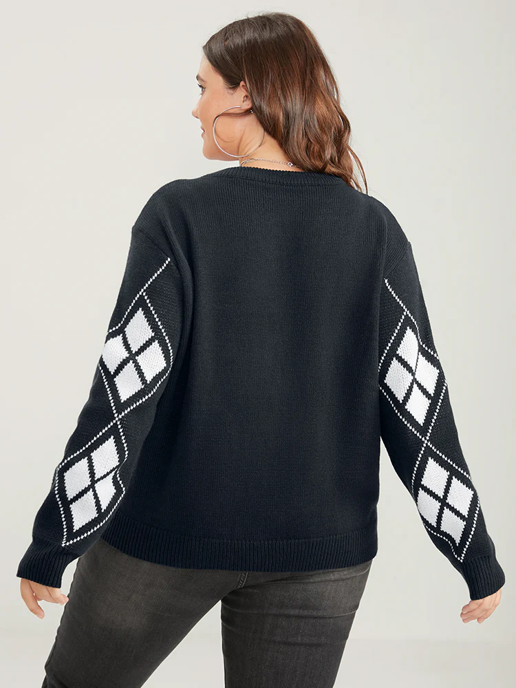 Geometric Contrast Pointelle Knit Round Neck Knit Top - Image 7