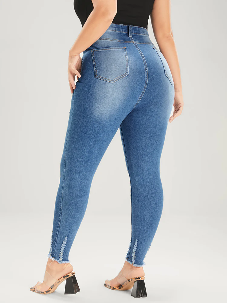 Skinny Very Stretchy Mid Rise Medium Wash Pocket Jeans - Image 3