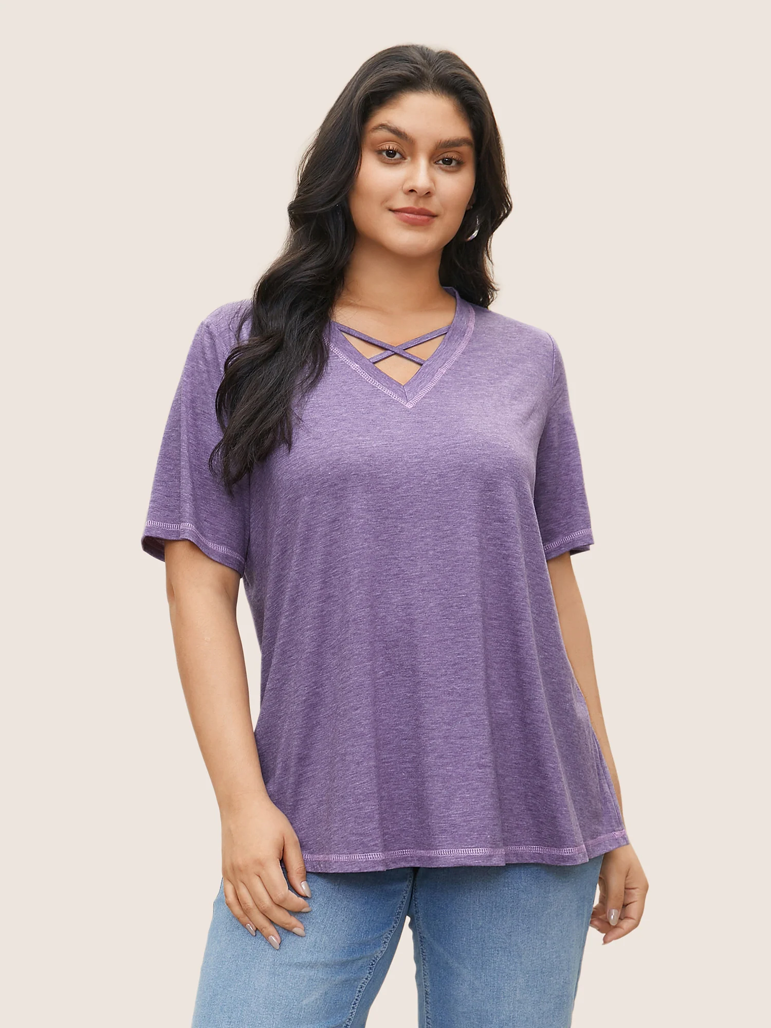 Solid Crisscross Neck Contrast Stitch T-shirt - Image 13