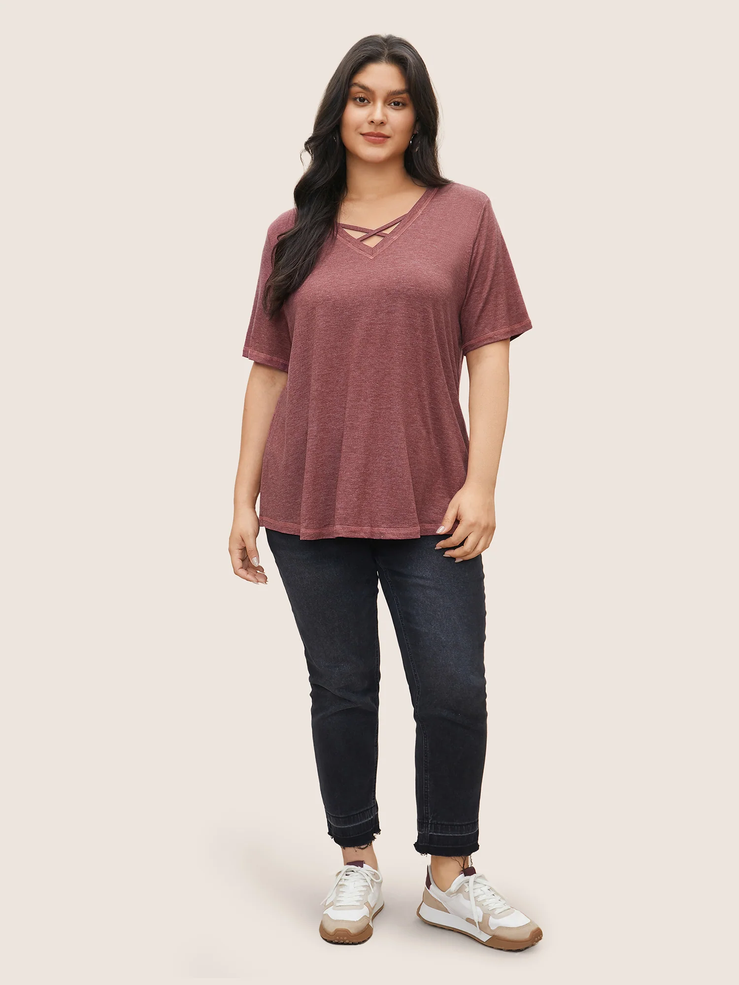 Solid Crisscross Neck Contrast Stitch T-shirt - Image 33