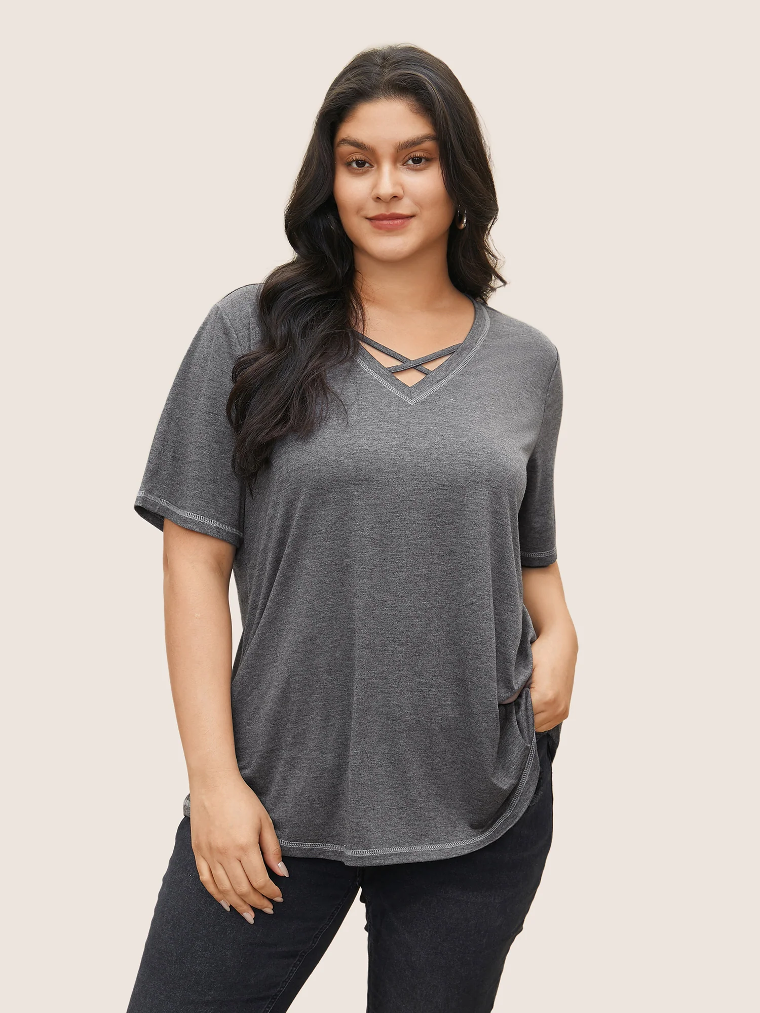 Solid Crisscross Neck Contrast Stitch T-shirt - Image 7