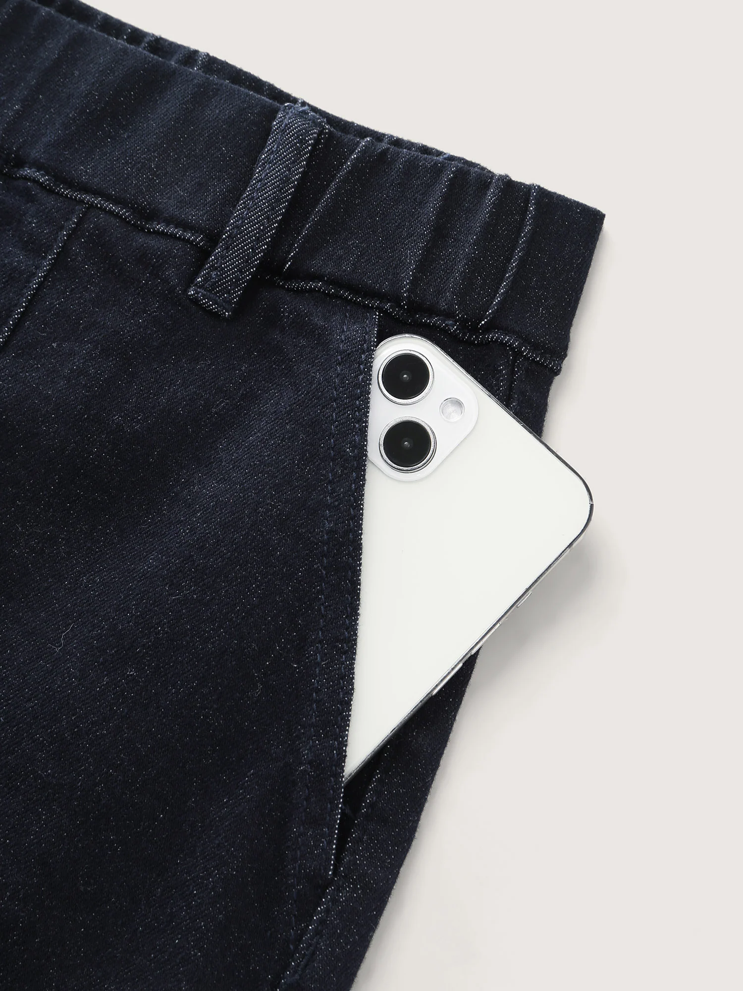 Supersoft Mid-Rise Straight-Leg Denim Shorts - Image 6