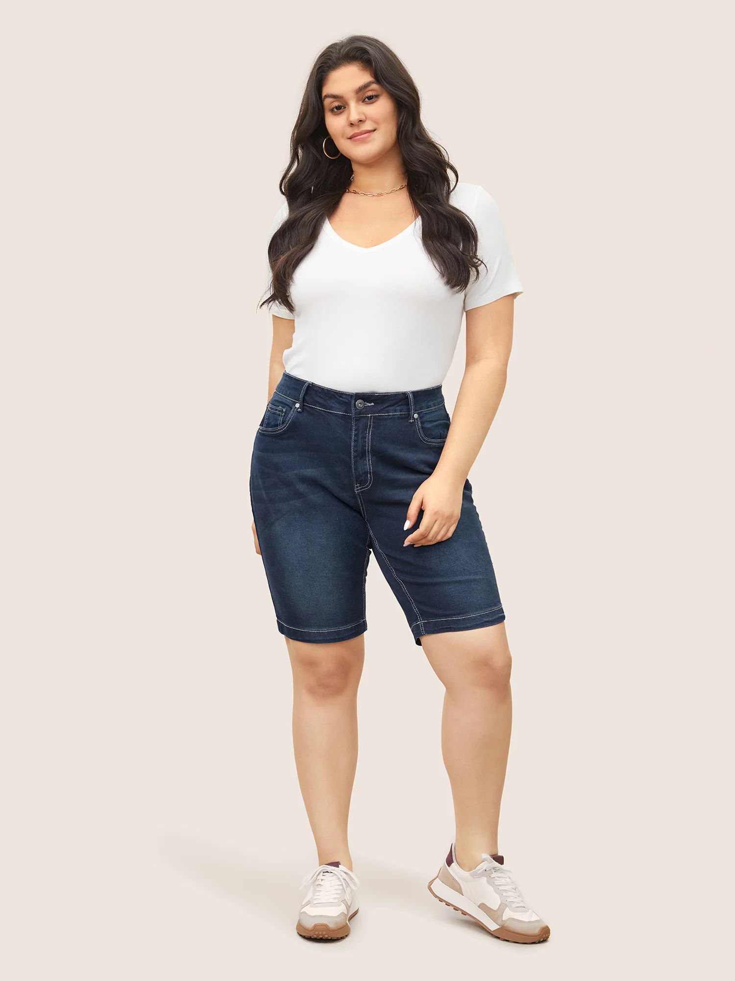 Very Stretchy High Rise Dark Wash Denim Shorts - Image 17